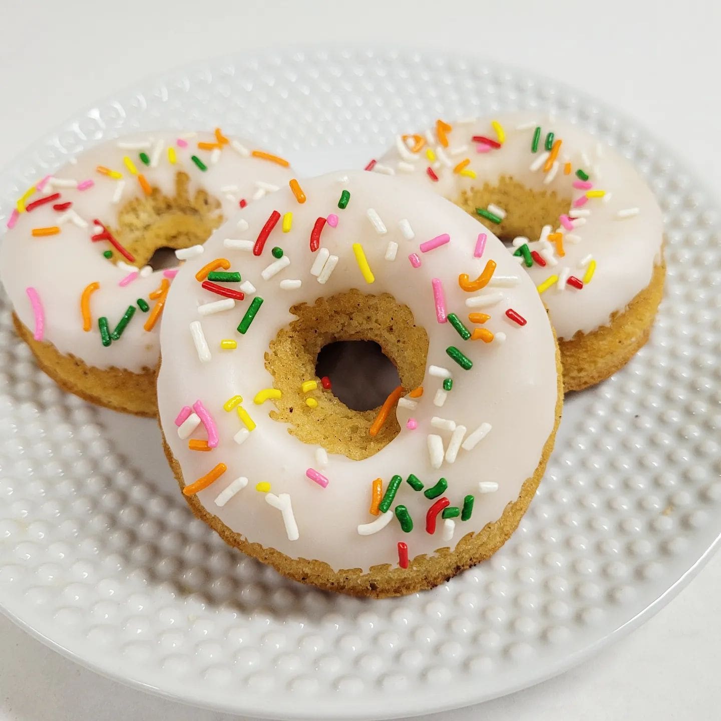 NGB GF Donut White Plate-min