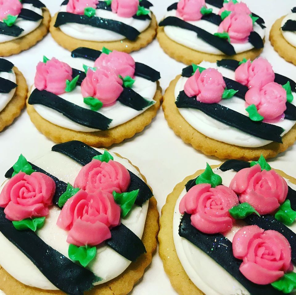 Paris Flower Cookies-min