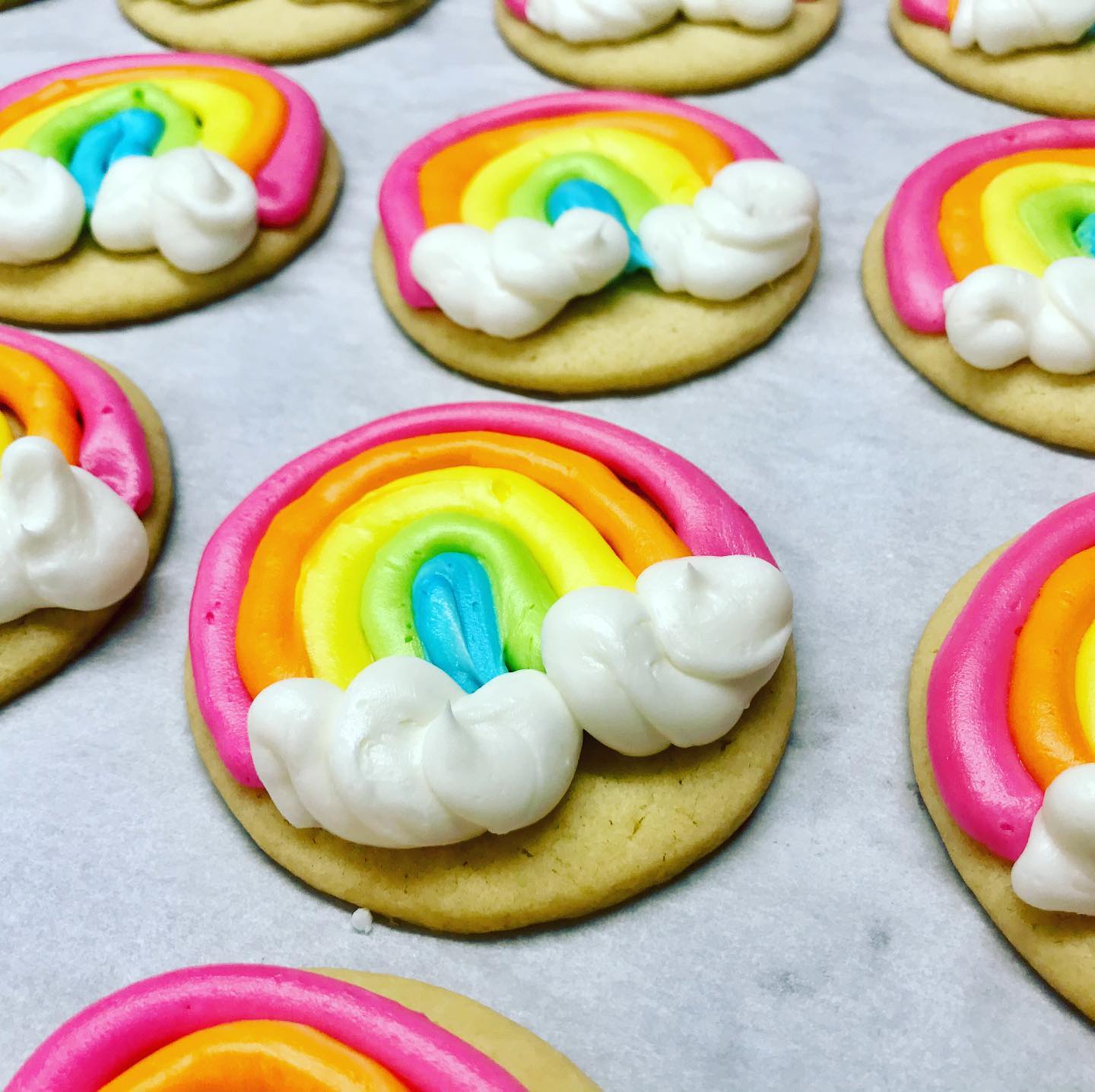 Rainbow Cookie-min