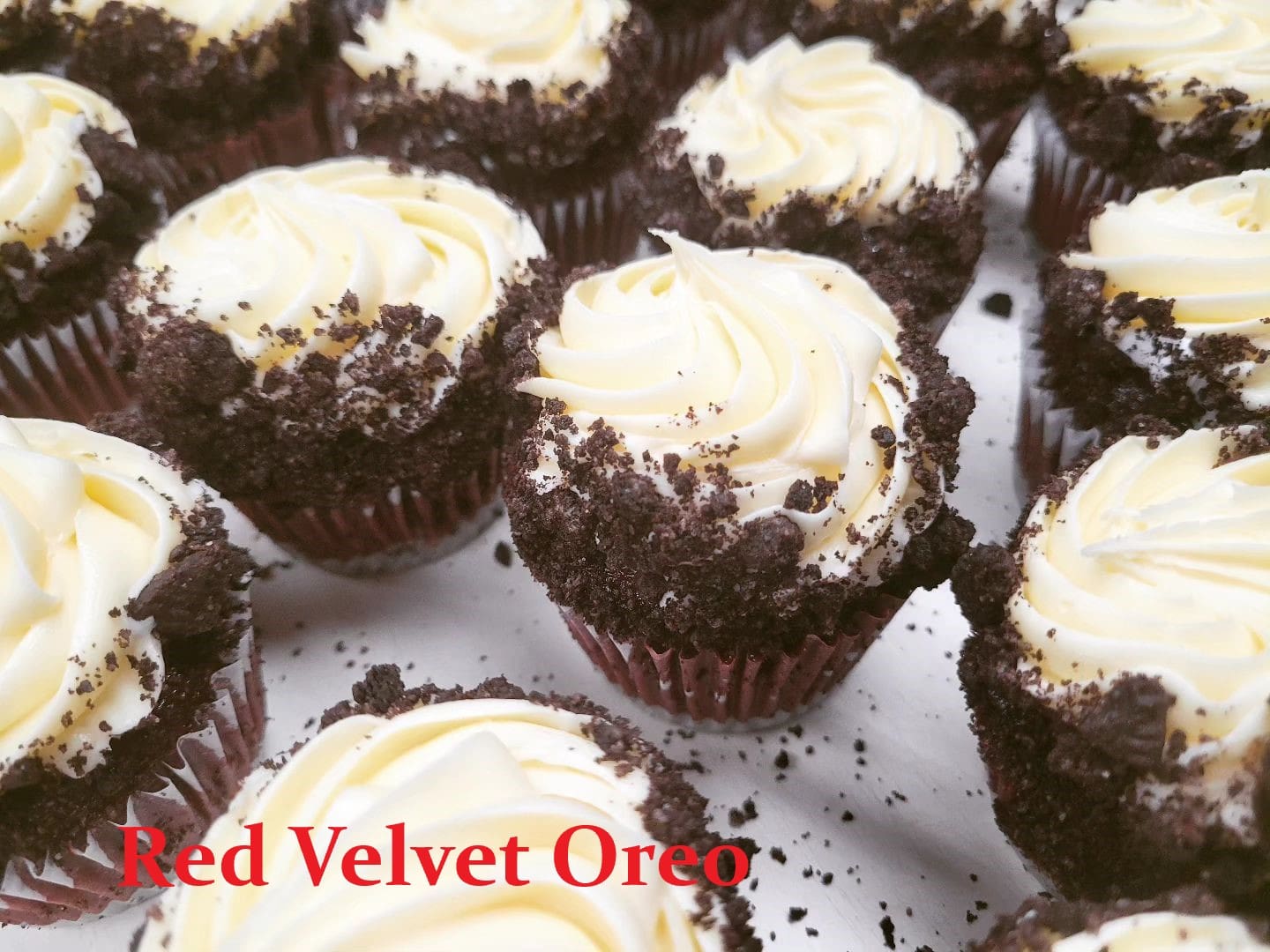 Red Velvet oreo-min