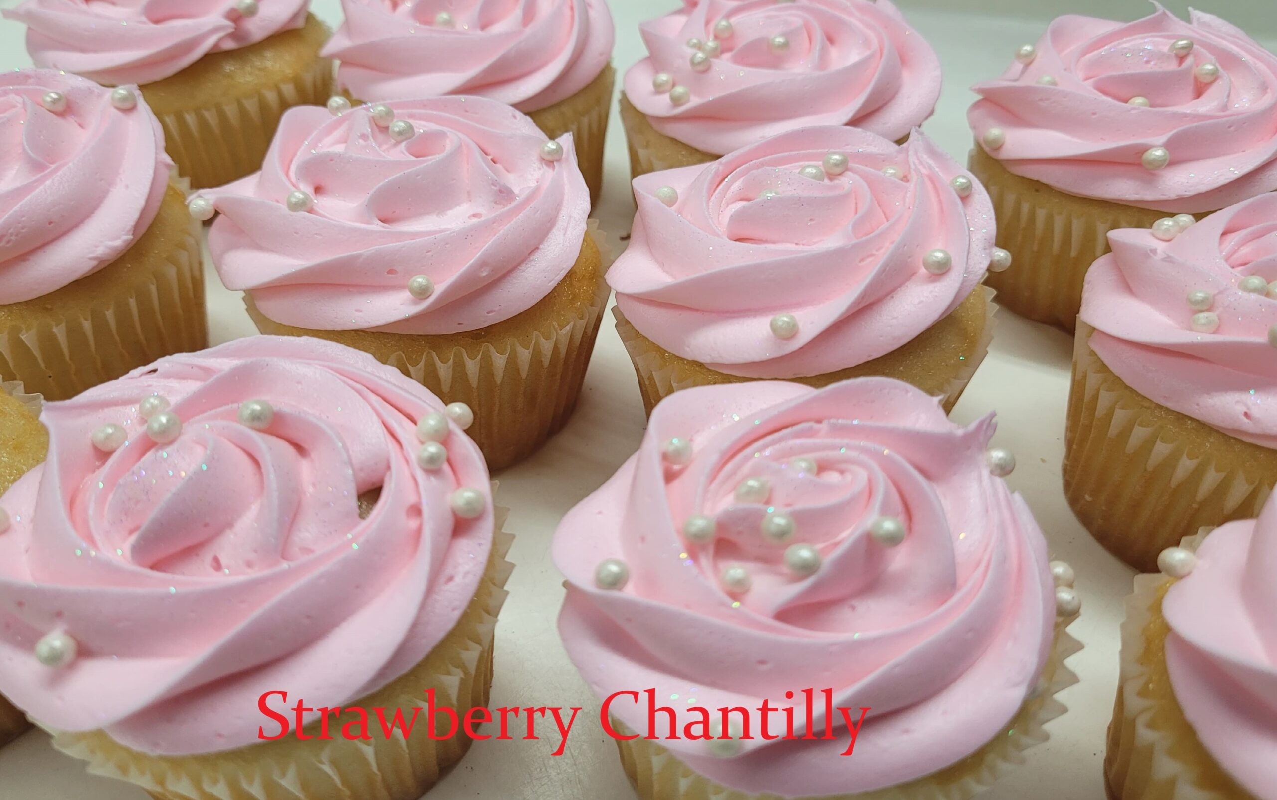 Straw Chantilly-min