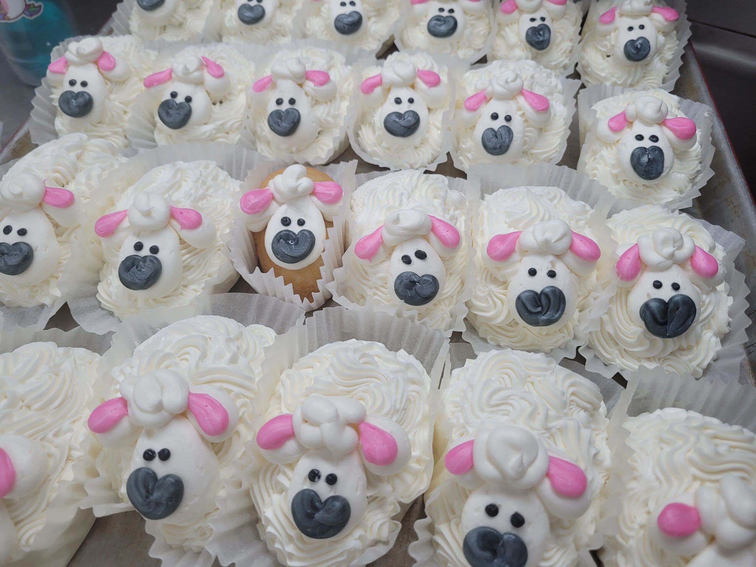 Cake Sheep2-min